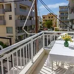 Marenia\'S Sea Echo Downtown Apt
